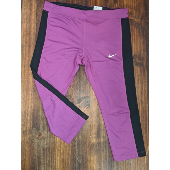 Nike Other - Nike Dri Fit Capri Leggings